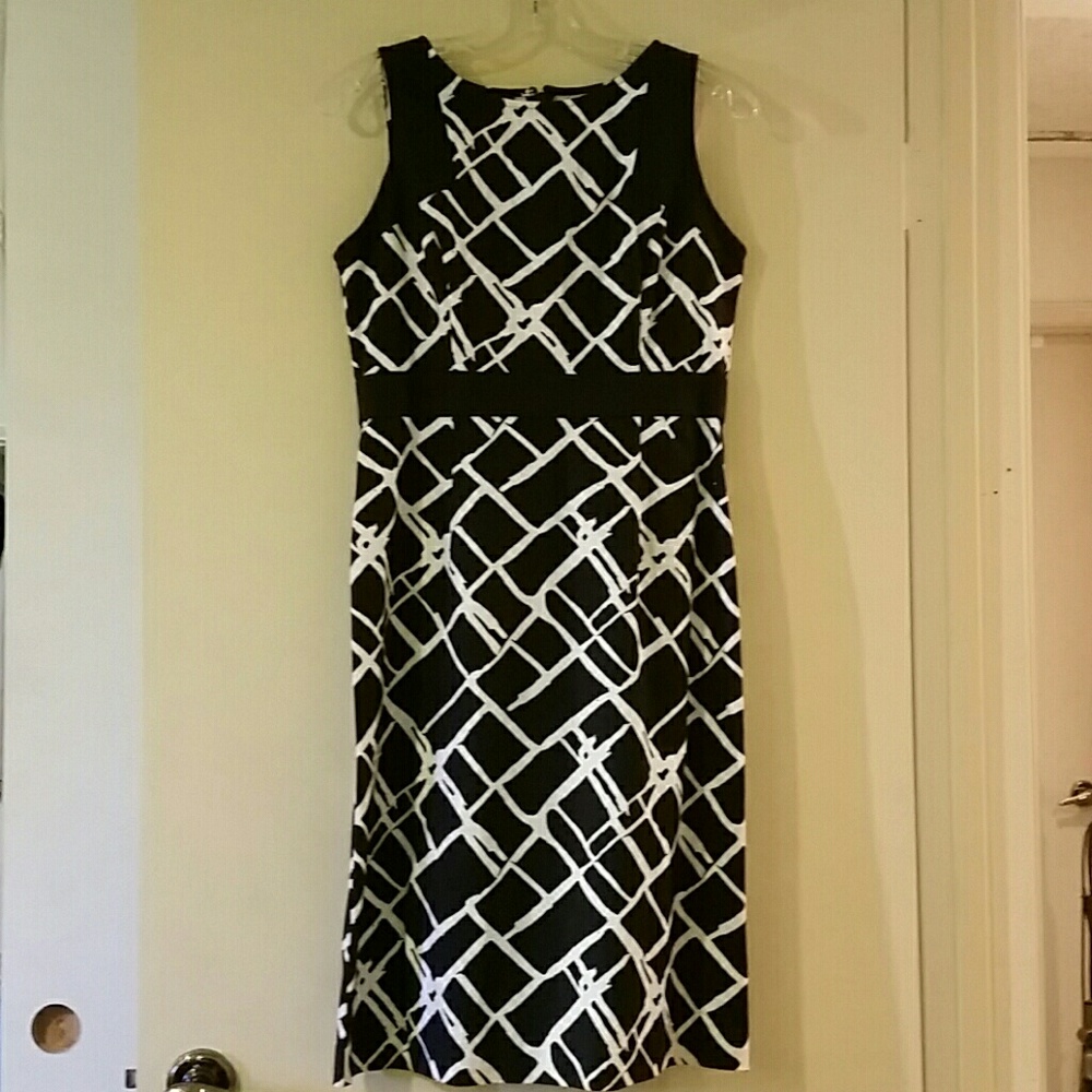 Bold patterned dress *Make an offer*