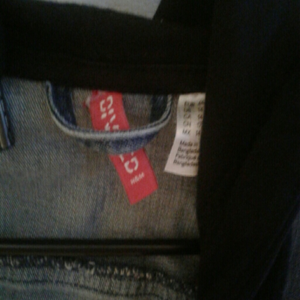 Jean jacket - Picture 3 of 3