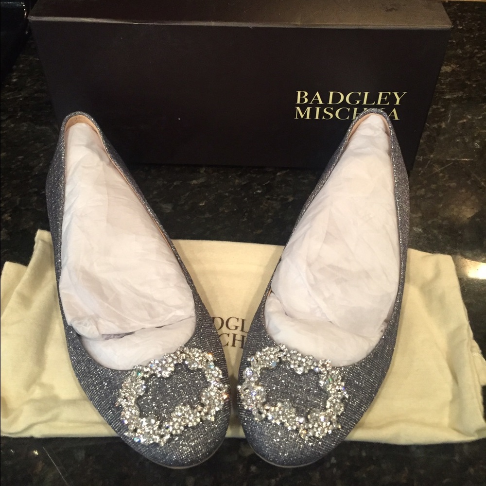 Badgley Mischka Flats 7.5 New
