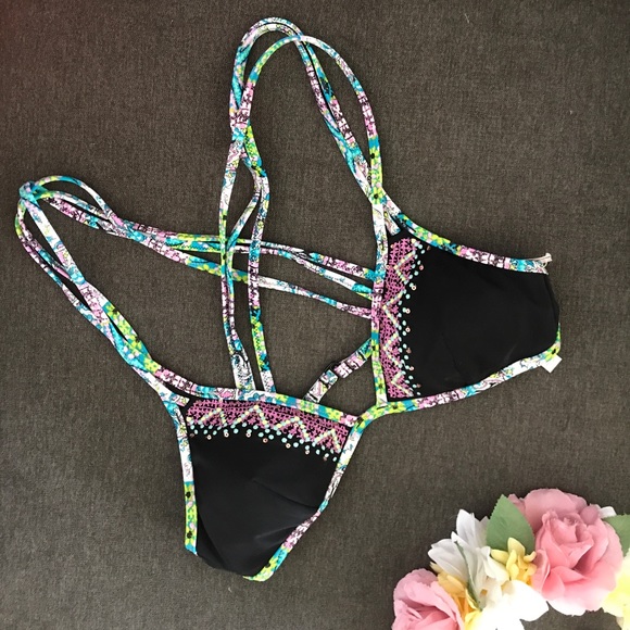 Victoria's Secret Other - Victoria secret strappy swim top S