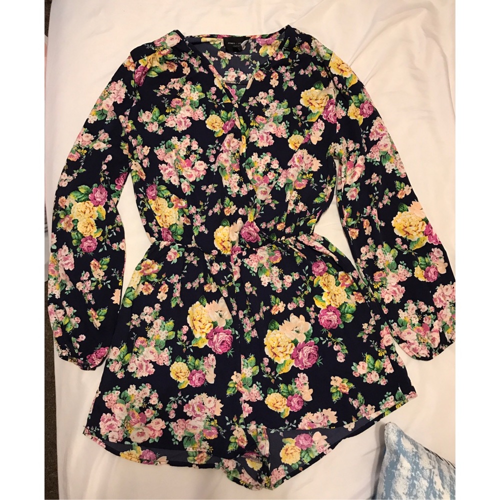 Longsleeve short rompers