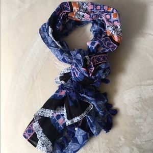 Stella & Dot Scarf/Body Wrap