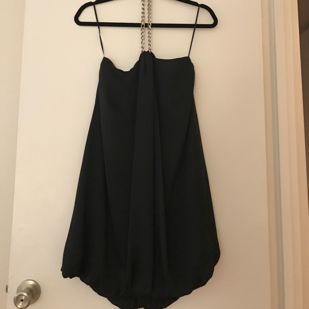 👗 Party Dress 👗 - Picture 2 of 3