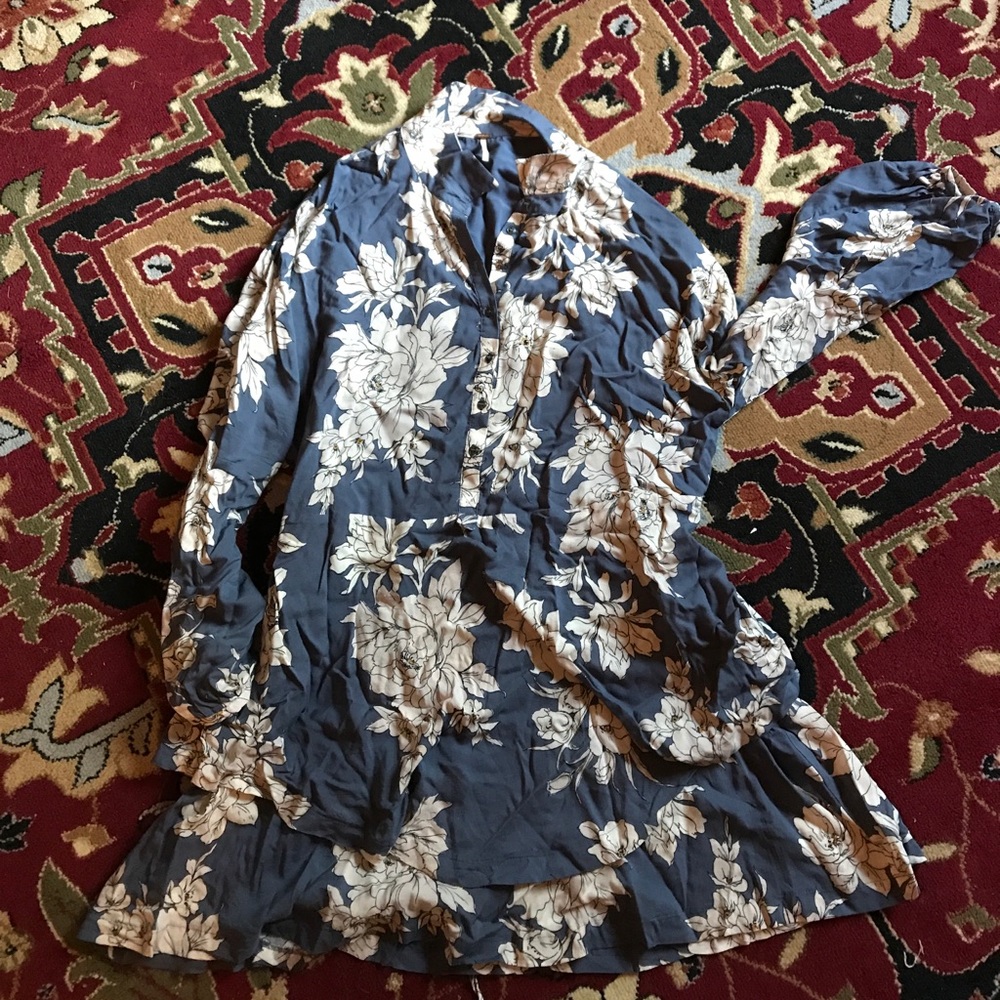 Free people blue floral dress. Sz M.