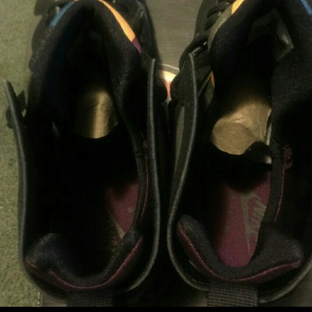 Jordan 7s - Picture 2 of 3