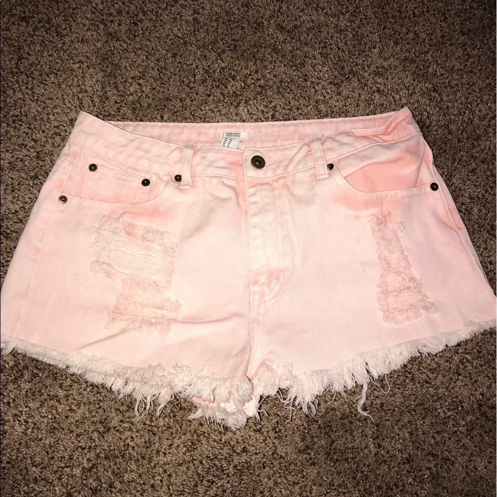 pink shorts