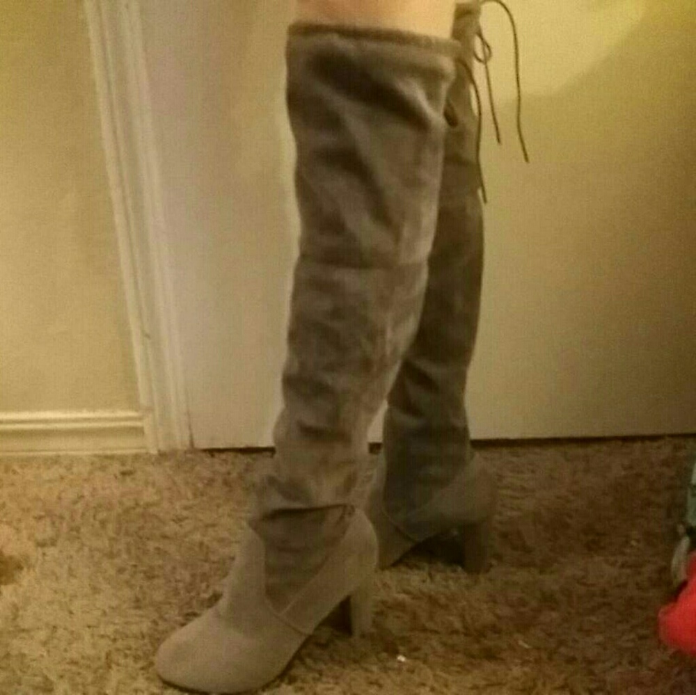 Over knee Gray Boots