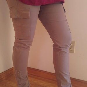 Gap maternity skinnys