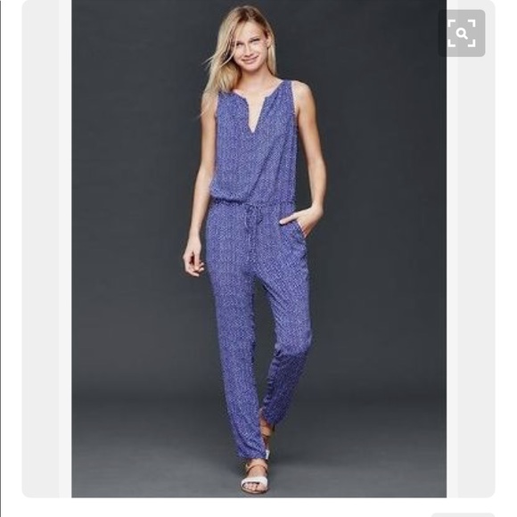 gap white jumpsuit