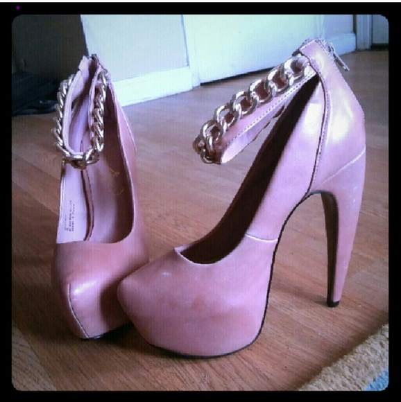 Bucka Privileged​ Blush Pink Pumps Heels - Picture 2 of 4