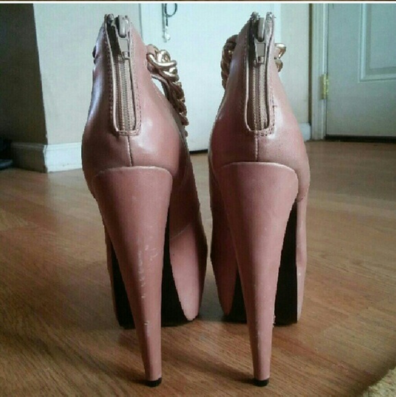Bucka Privileged​ Blush Pink Pumps Heels - Picture 4 of 4