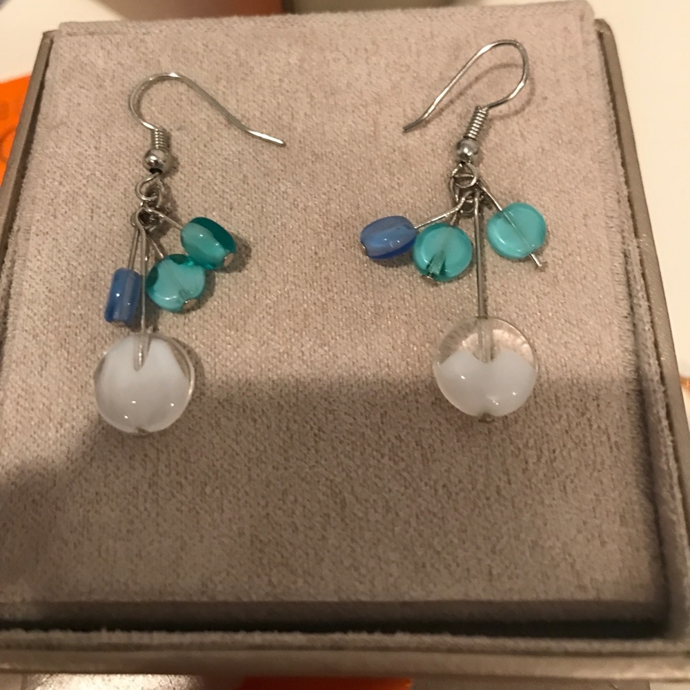 Blue crystal dangle earrings