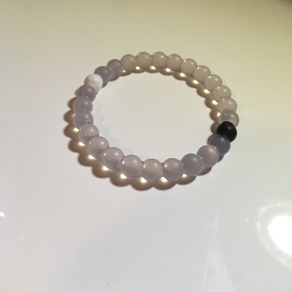 Loaki bracelet