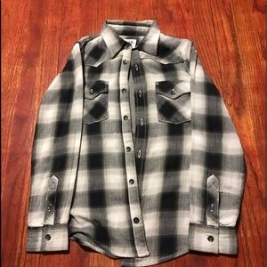 NEVER WORN BLACK AND WHITE FLANNEL 🖤