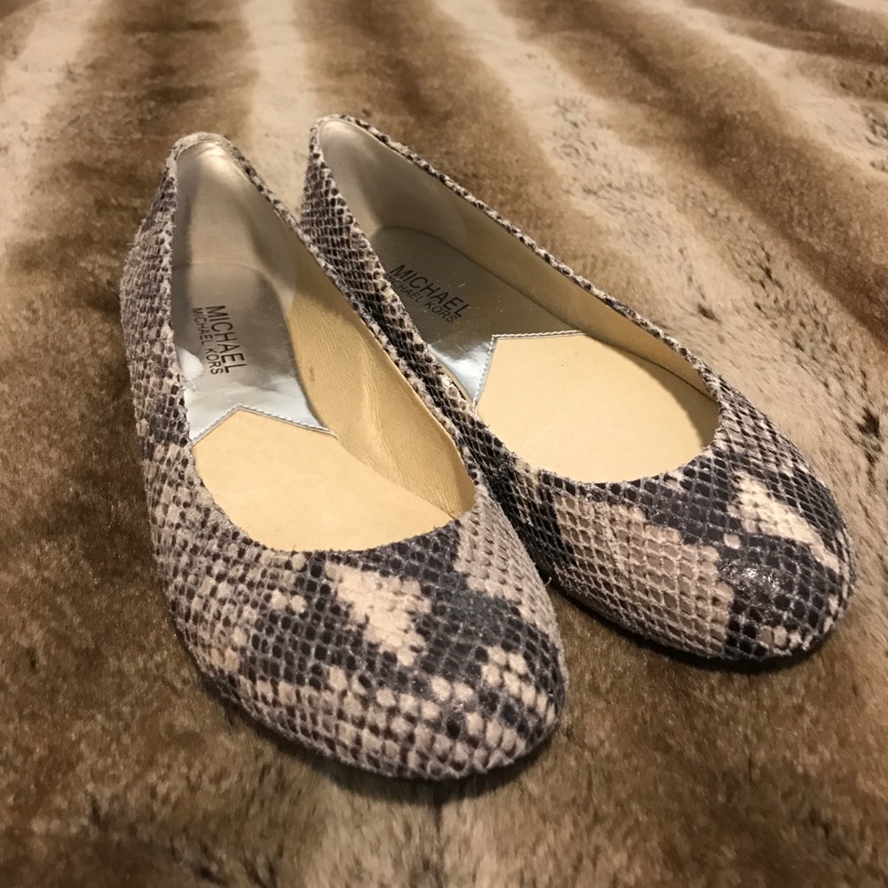 Michael Kors flats