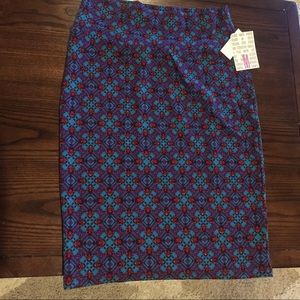 Lularoe Cassie skirt, Medium. BNWT.