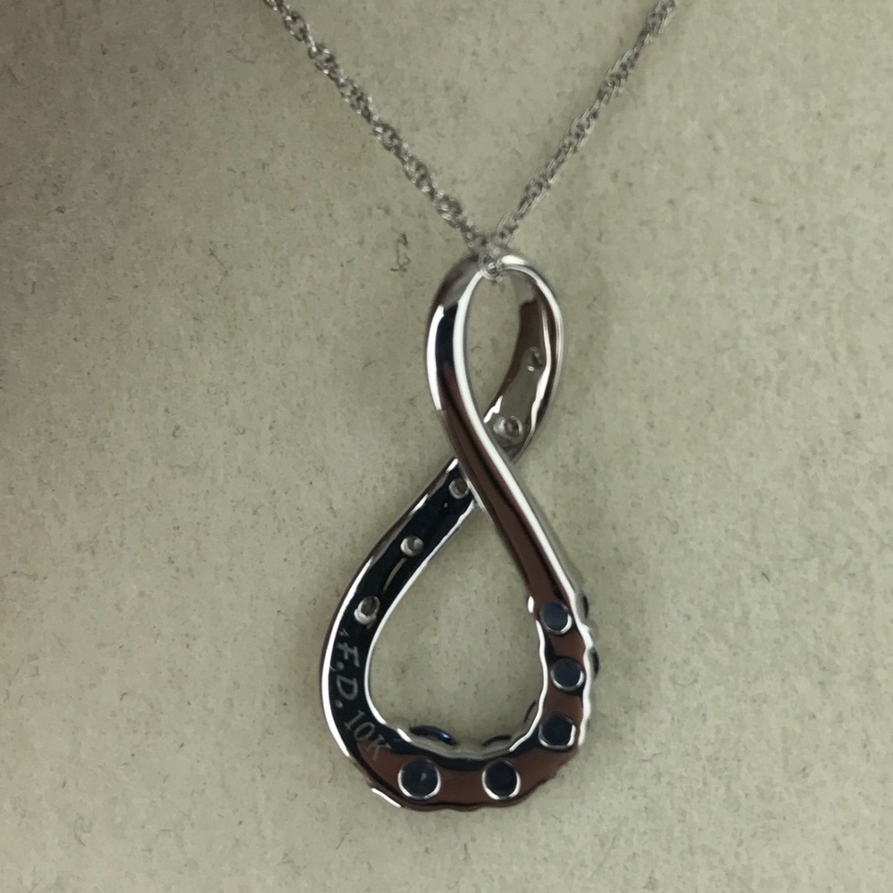 **SOLD** Kay Jewelers Infinity Necklace - Picture 5 of 6