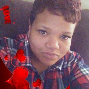 Meet your Posher, Angie