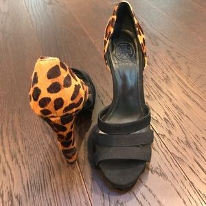 Tory Burch Leopard Pumps
