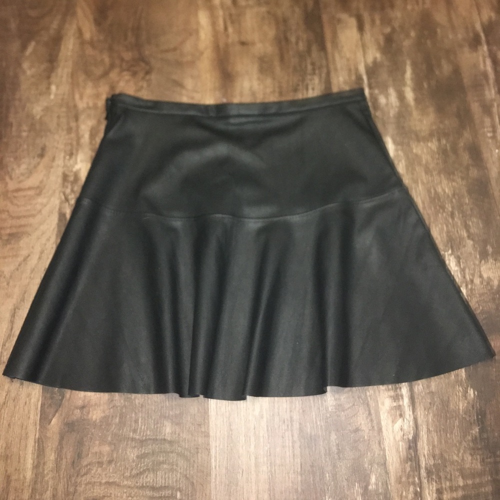 Express Leather Skirt!