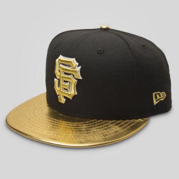 Era Fitted Cap Blackmetallic Gold 