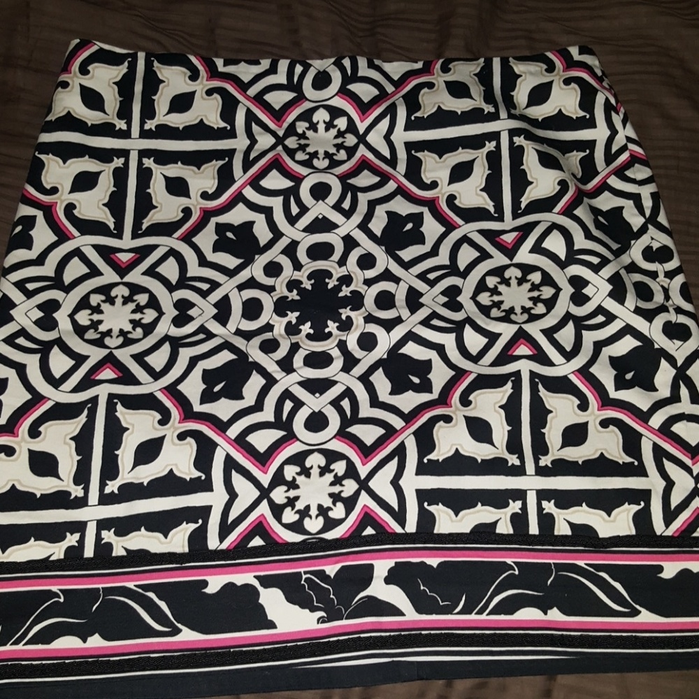White House Black Market skirt