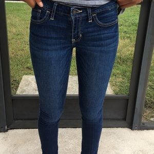 Dark wash hollister jeans