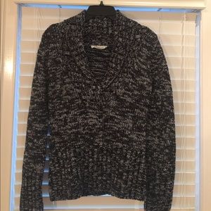 White House Black Market Sweater Size Small