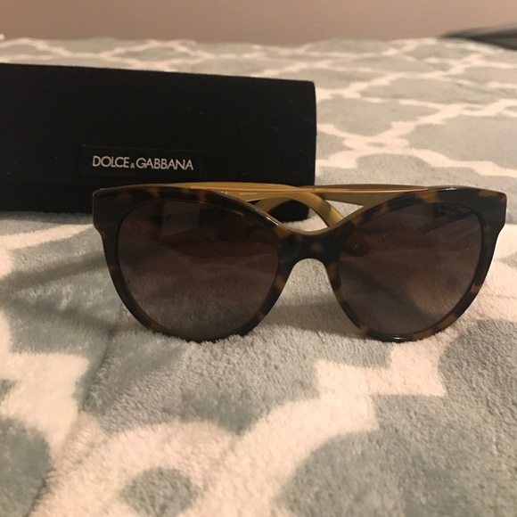 Dolce & Gabbana | Accessories | Dolce Gabbana Sunglasses  display picture 3