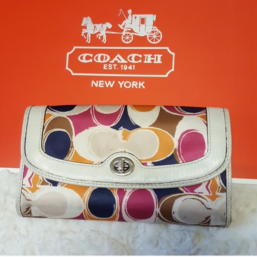 Coach wallet
