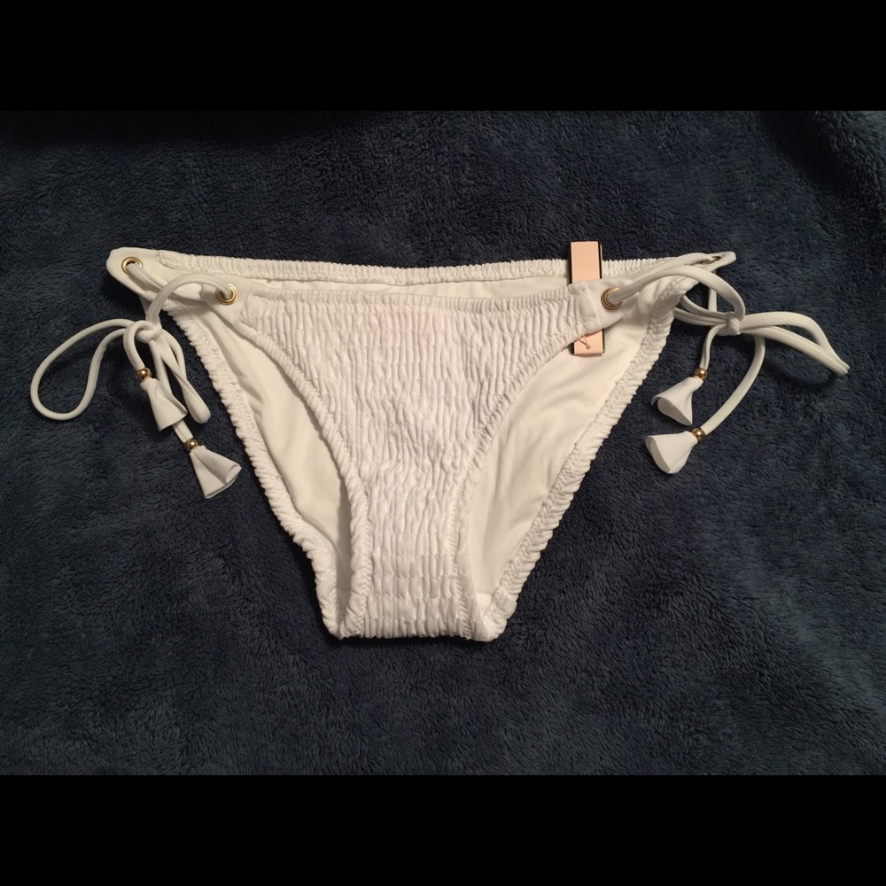Victoria's Secret Bikini Bottom size Small