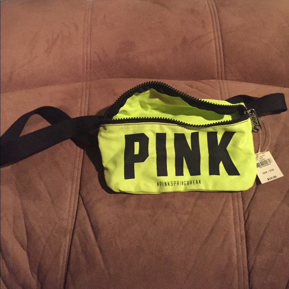 PINK Fannie pack