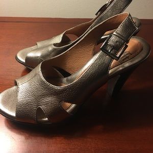 Sofft leather pumps in pewter size 6