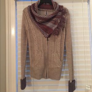 BKE Sweater with built in adjustable scarf