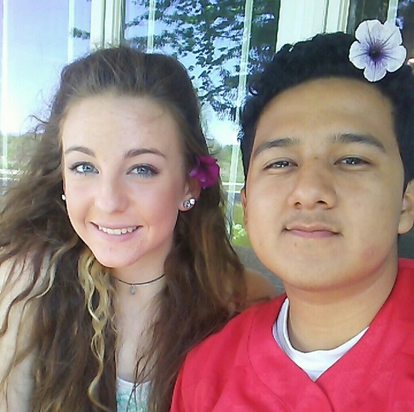 Meet your Posher, Ella - Picture 1 of 1