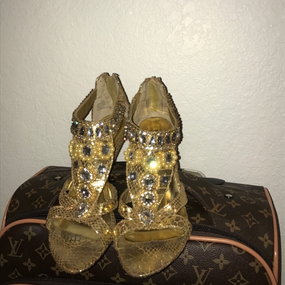 Women heels