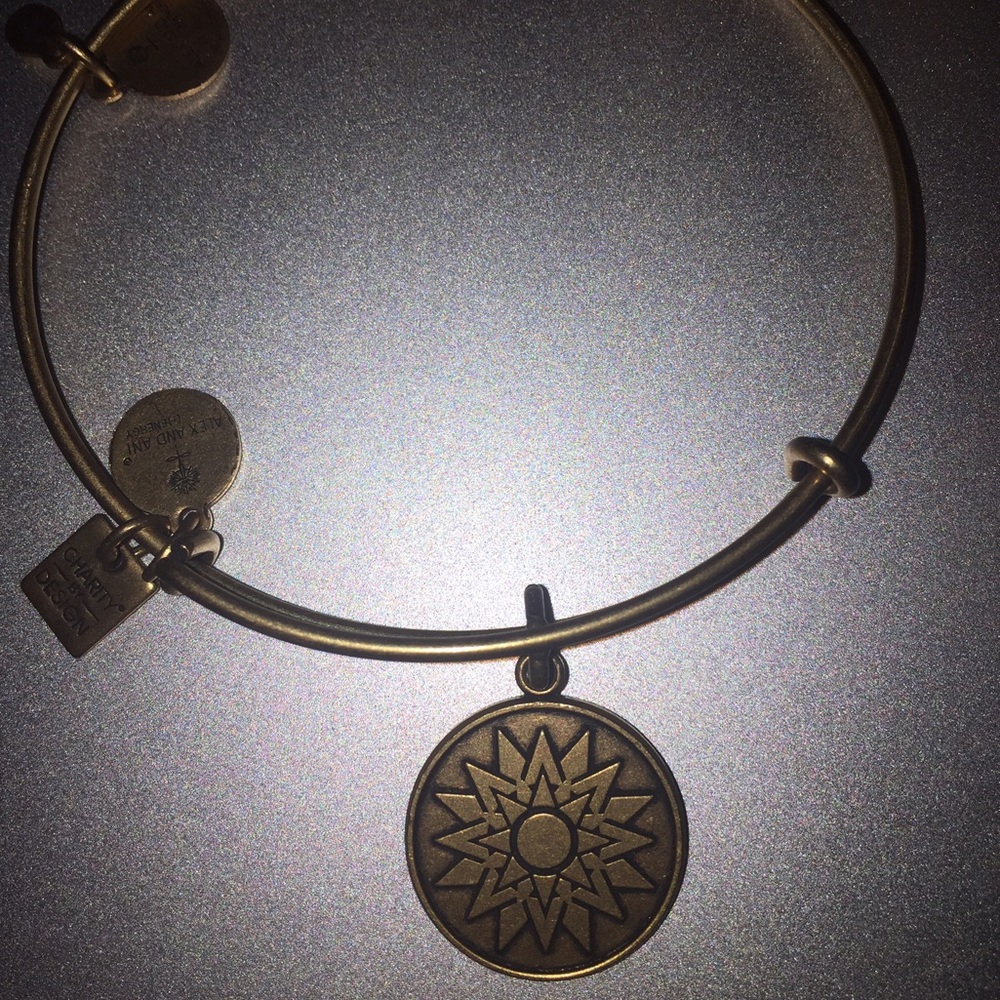 Star Alex n Ani Bangle