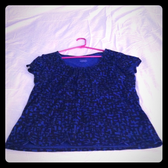 Blue & Black w/ Design Blouse - Picture 1 of 4