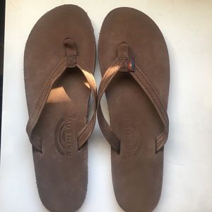 Never worn Rainbow Sandals