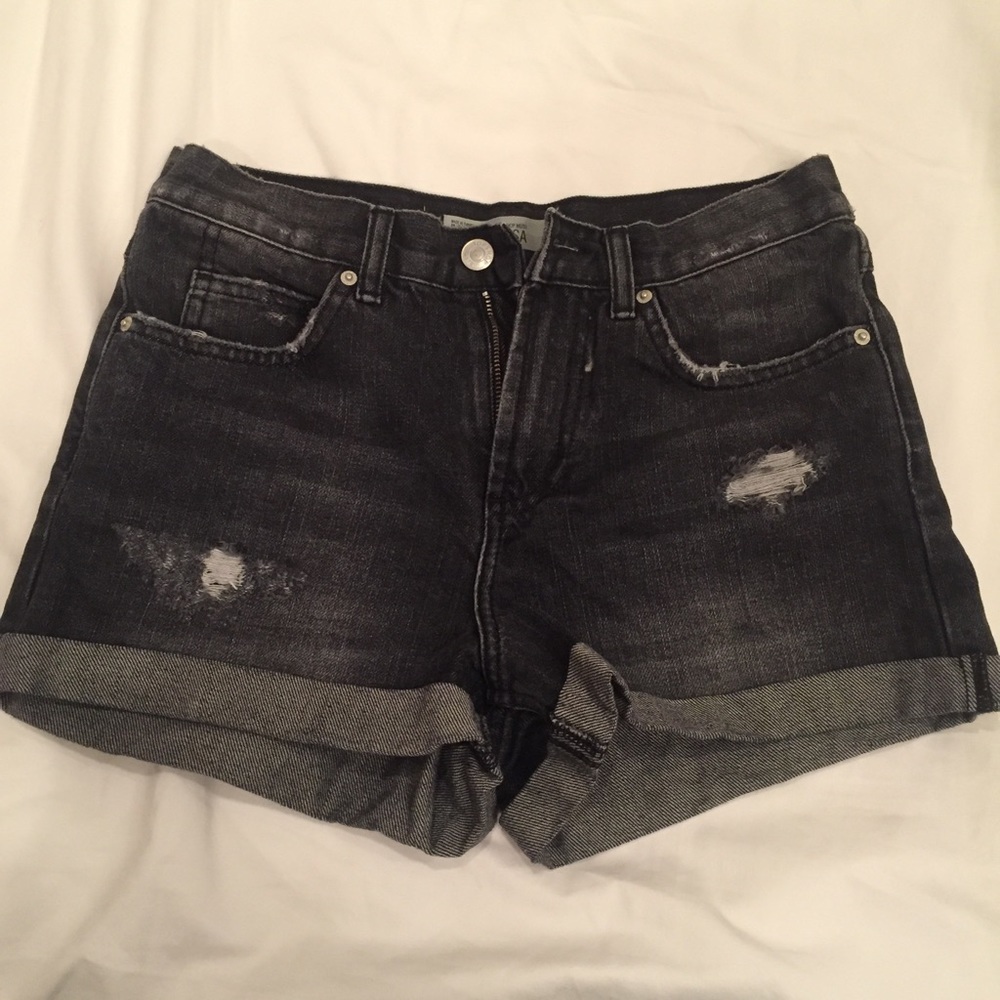 Top Shop black rosa shorts