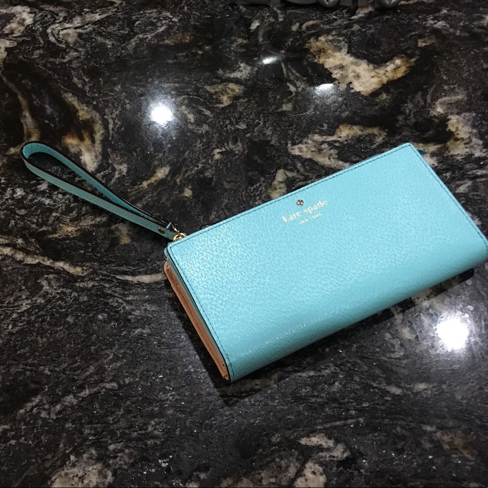 Kate Spade Grand Street Layton Wristlet