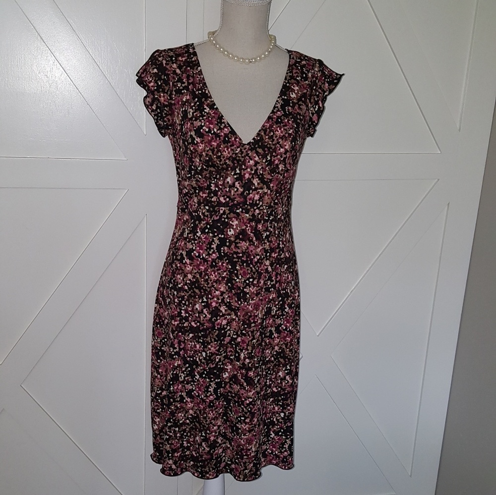 By choice sz. Med. Stretch    beaitiful print dres