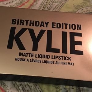 Kylie lip kit
