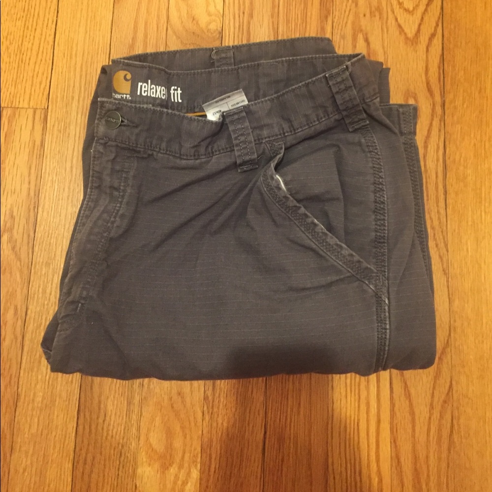 BARELY WORN Carhartt cargo pants