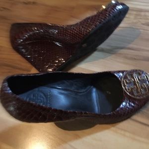 Tory Burch pumps