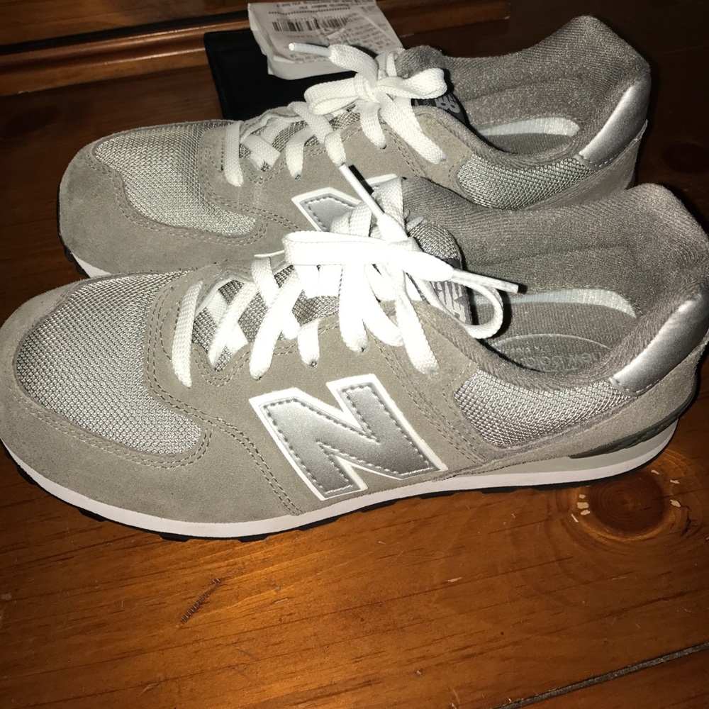 New balance classics - Picture 4 of 4