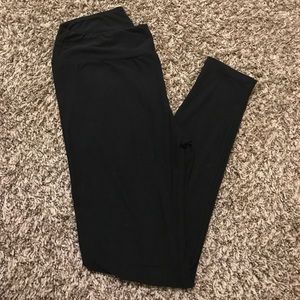 EUC BLACK OS LuLaRoe Leggings