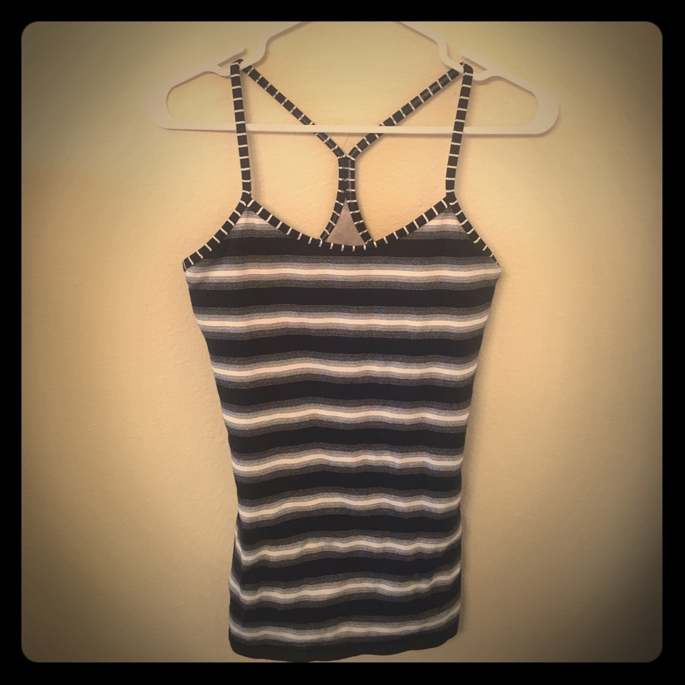 PRICE ⬇️ Lululemon Power Y. Size 8.