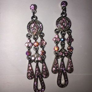 New light pink dangling earrings