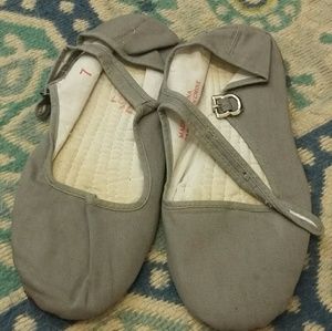 Urban Outfitters Flats